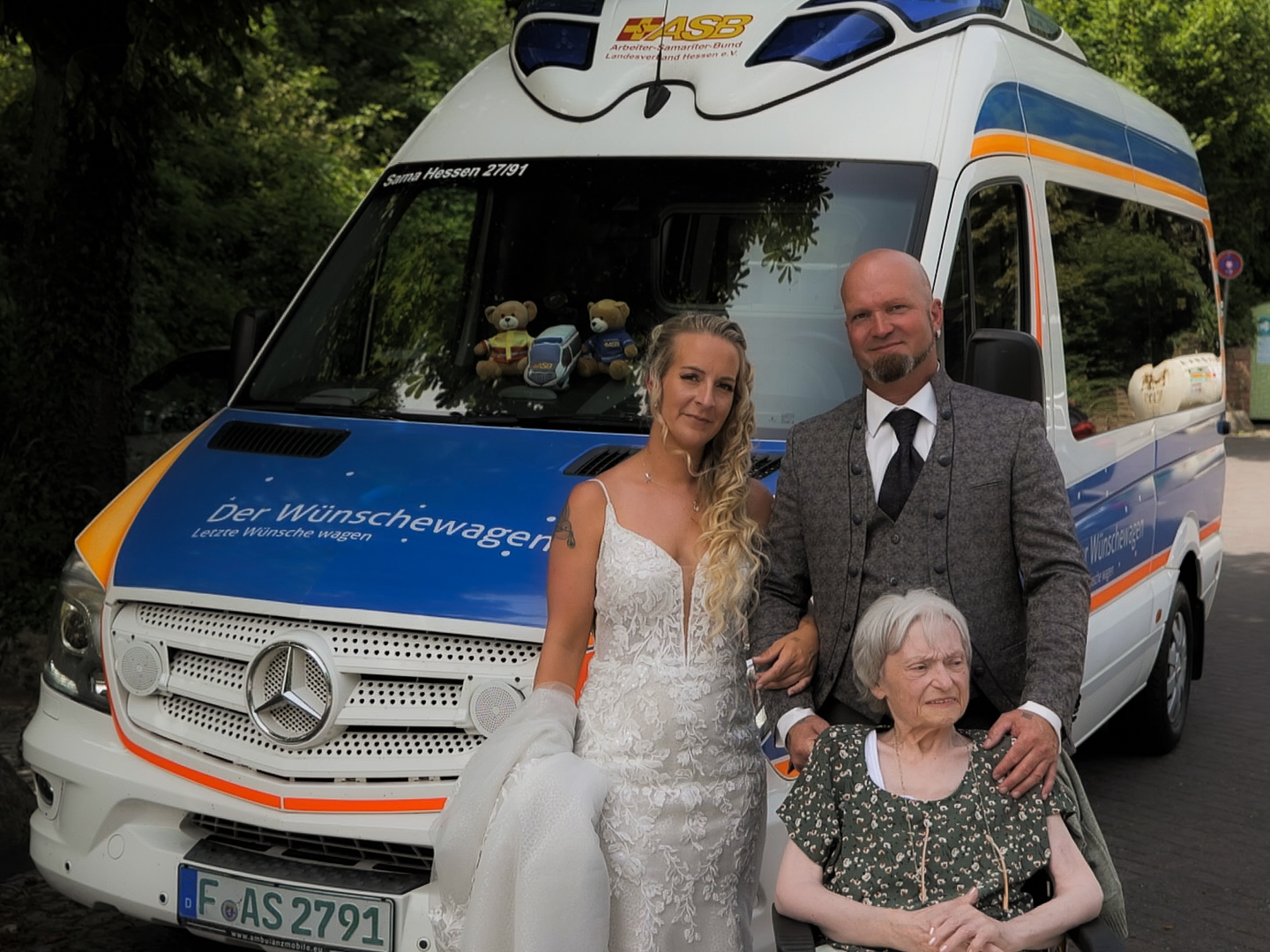 Juni 2022, Gisela, Hochzeit Enkel.jpg